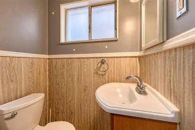 633 Woodward Avenue, Stowe Township, PA 15136 - Photo 11