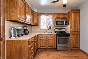 633 Woodward Ave, Stowe Township, PA 15136 - Photo 7