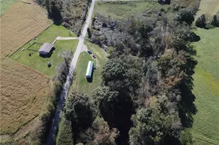 315 Wyant Rd, East Franklin Township, PA 16201 - Photo 3