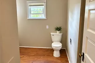 215 Donnan Ave, East Washington Boro, PA 15301 - Photo 9