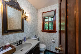 330 Elm Dr, Hempfield Township, PA 15601 - Photo 7