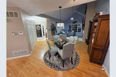 118 Linden Ct., Seven Fields Boro, PA 16046 - Photo 3