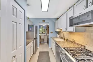 118 Linden Ct, Seven Fields Boro, PA 16046 - Photo 11