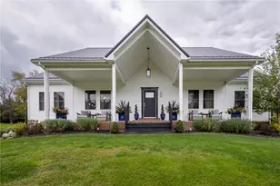 1811 Locust Ln, McDonald, PA 15057 - Photo 1