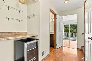 308 Lamplighter Cir, Pittsburgh, PA 15212 - Photo 15