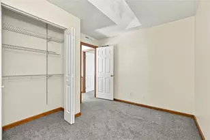 308 Lamplighter Cir, Pittsburgh, PA 15212 - Photo 33