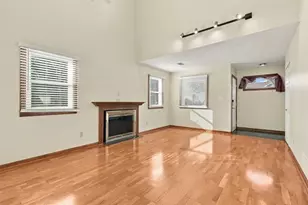 308 Lamplighter Cir, Pittsburgh, PA 15212 - Photo 5