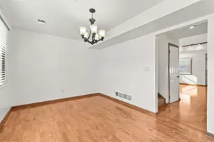 308 Lamplighter Cir, Pittsburgh, PA 15212 - Photo 11