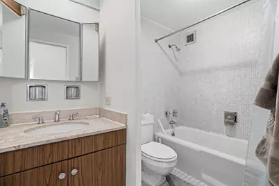 320 Fort Duquesne Blvd #21B, Pittsburgh, PA 15222 - Photo 13