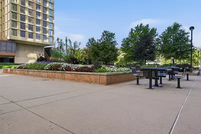 320 Fort Duquesne Blvd #21B, Pittsburgh, PA 15222 - Photo 31