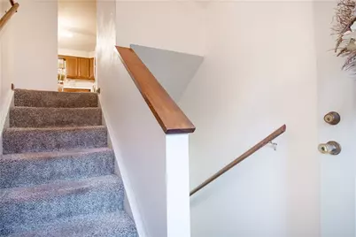 211 Cherokee Dr, Center Township, PA 16001 - Photo 17