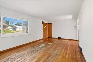 19 Watson St, Carnegie, PA 15106 - Photo 5