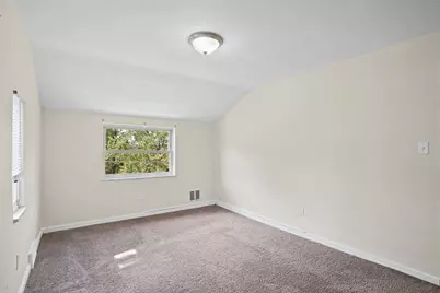 8018 Lincoln Rd, Pittsburgh, PA 15147 - Photo 17