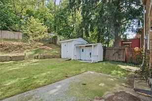 8018 Lincoln Rd, Pittsburgh, PA 15147 - Photo 41