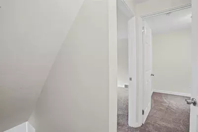 8018 Lincoln Rd, Pittsburgh, PA 15147 - Photo 25