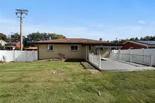 3600 Valewood Dr, Munhall, PA 15120 - Photo 15