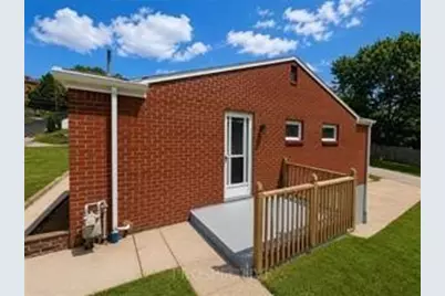 334 Caperton St, Pittsburgh, PA 15210 - Photo 23
