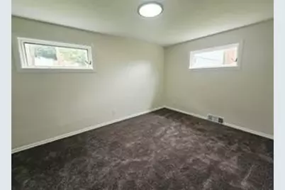 334 Caperton St, Pittsburgh, PA 15210 - Photo 13