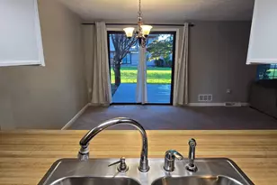 1121 Valleyview Dr, Cecil, PA 15055 - Photo 5