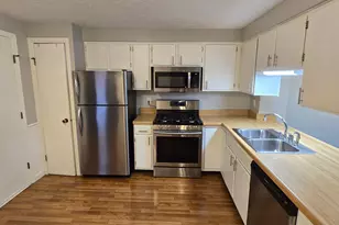 1121 Valleyview Dr, Cecil, PA 15055 - Photo 3
