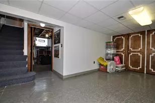 1111 Woodland Ave, Port Vue, PA 15133 - Photo 17