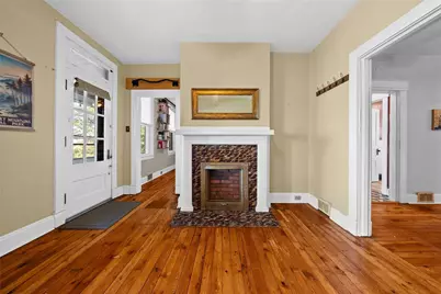 2346 Fremont Pl, Beechview, PA 15216 - Photo 13