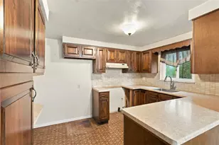 1222 10th St, Irwin, PA 15642 - Photo 13