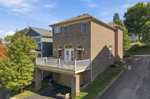 390 Bradley St, Pittsburgh, PA 15211 - Photo 47