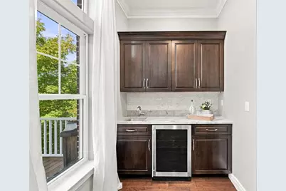 390 Bradley St, Pittsburgh, PA 15211 - Photo 9