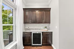 390 Bradley St, Pittsburgh, PA 15211 - Photo 9