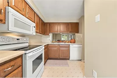 423 Ten Point Lane, Cranberry Township, PA 16066 - Photo 5