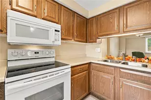 423 Ten Point Ln, Cranberry Township, PA 16066 - Photo 7
