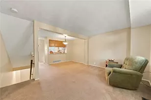 423 Ten Point Ln, Cranberry Township, PA 16066 - Photo 11