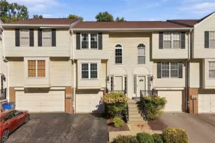 485 Shadywood Dr, Pittsburgh, PA 15235 - Photo 1