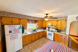 6391 Tuscarawas Rd, Ohioville, PA 15059 - Photo 5