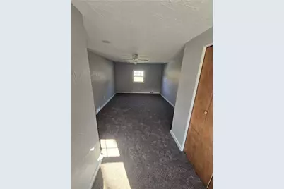 611 W Sutter Rd, Pittsburgh, PA 15116 - Photo 21
