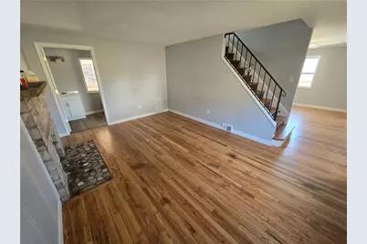 611 W Sutter Rd, Pittsburgh, PA 15116 - Photo 5