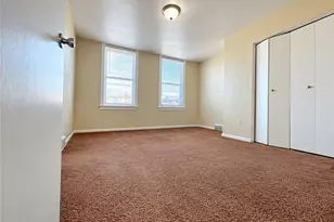 546 Greenfield Ave, Pittsburgh, PA 15207 - Photo 3