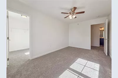 2045 Cool Springs Dr, Bethel Park, PA 15234 - Photo 23