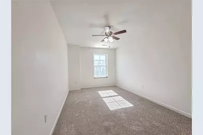 2045 Cool Springs Dr, Bethel Park, PA 15234 - Photo 17