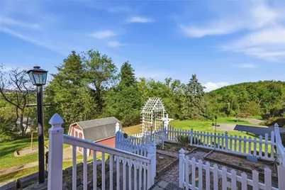 283 Kentucky Drive, Lower Burrell, PA 15068 - Photo 9