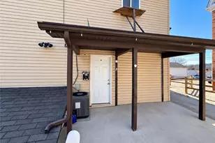 620 Carothers Ave, Scott Township, PA 15106 - Photo 9