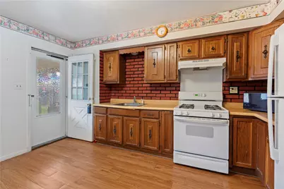 555 Peter St, Verona, PA 15147 - Photo 9