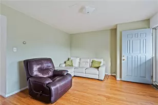 555 Peter St, Verona, PA 15147 - Photo 3