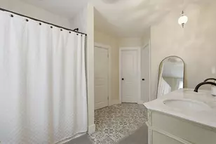 236 W Pike St, Canonsburg, PA 15317 - Photo 27