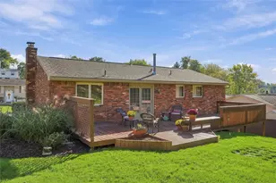 616 Carnival Dr, Pittsburgh, PA 15239 - Photo 41