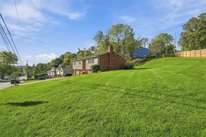 616 Carnival Dr, Pittsburgh, PA 15239 - Photo 37