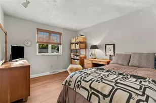 616 Carnival Dr, Pittsburgh, PA 15239 - Photo 27