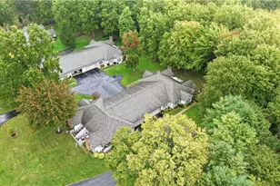 39 Stone Ridge Blvd, Hermitage, PA 16148 - Photo 7