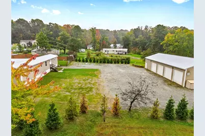 323 Crestview Dr, Donegal, PA 15610 - Photo 3